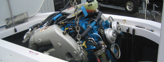 Boat Oil Change in Stuart